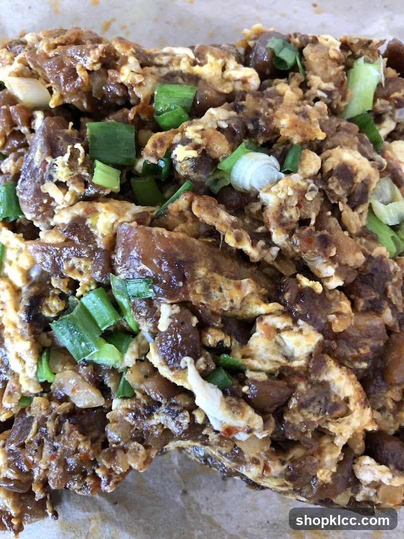 Scrambled Eggs with Meat and Scallions