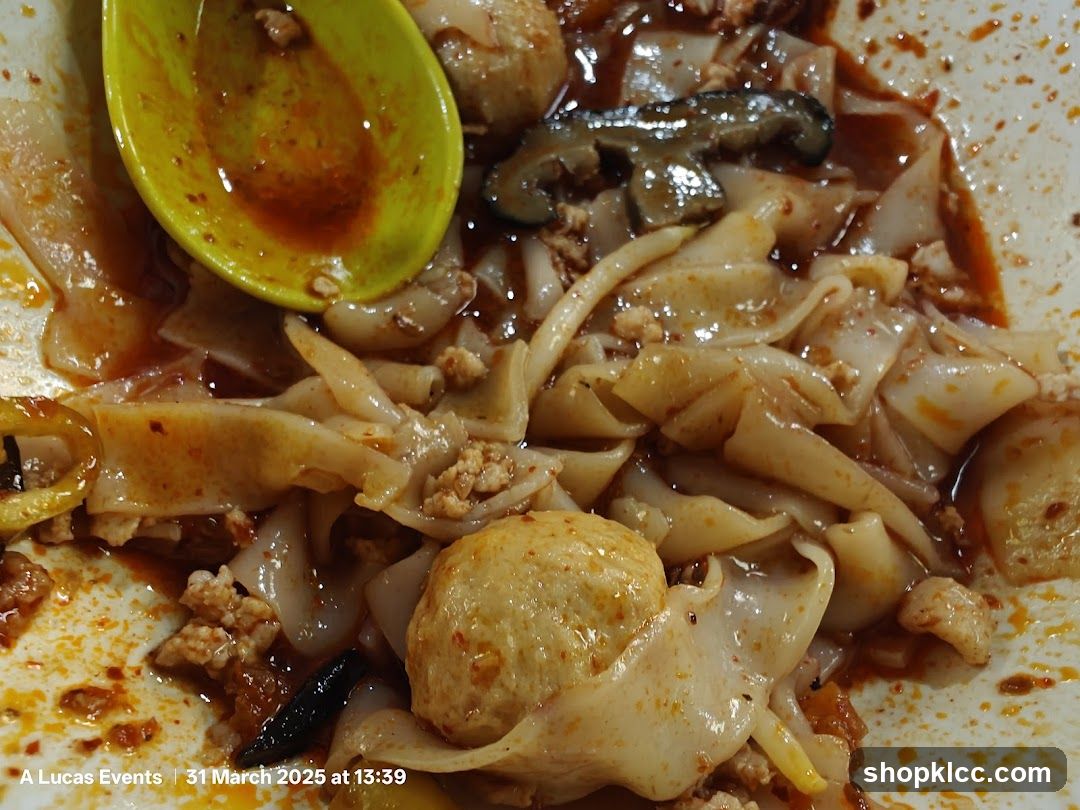 Noodles with Meat and Sauce