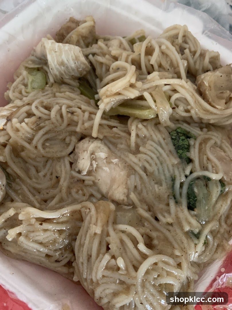 Noodles with Chicken and Vegetables