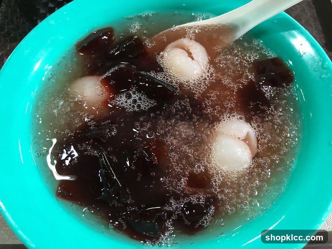 Grass Jelly Dessert with Lychee