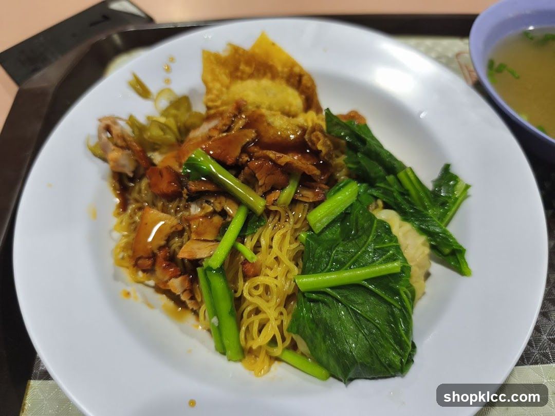 Amigo Chicken Chop Hor Fun