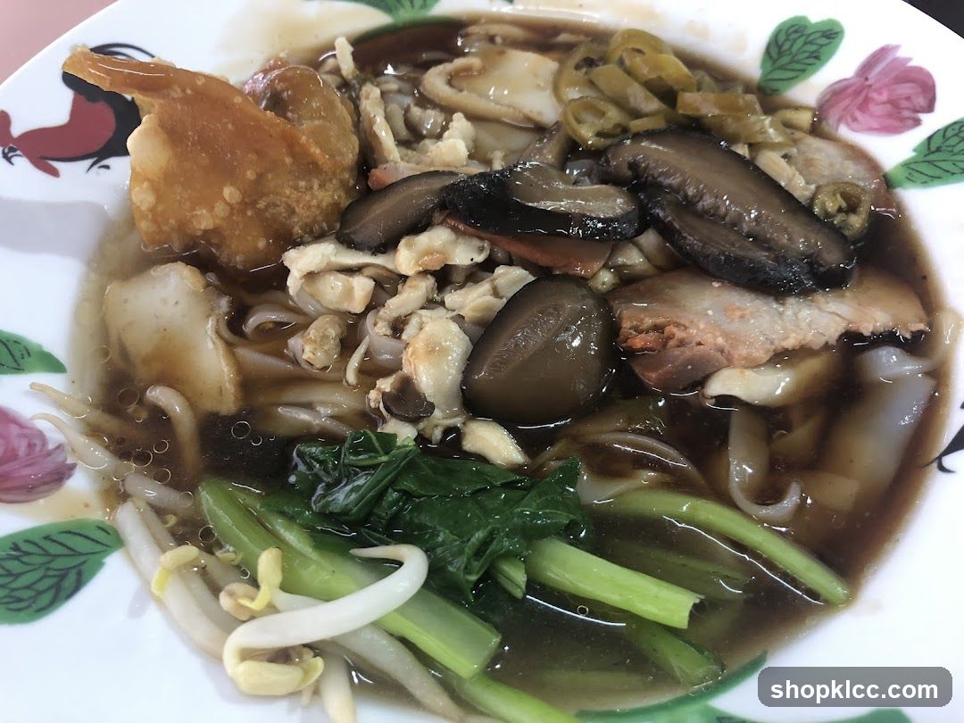 Amigo Chicken Chop Hor Fun