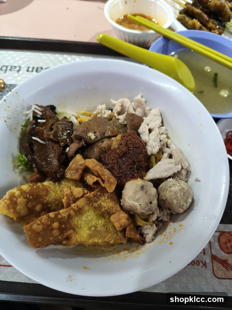 Amigo Chicken Chop Hor Fun