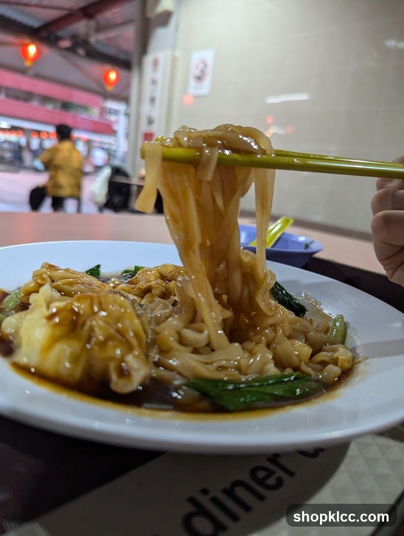 Amigo Chicken Chop Hor Fun