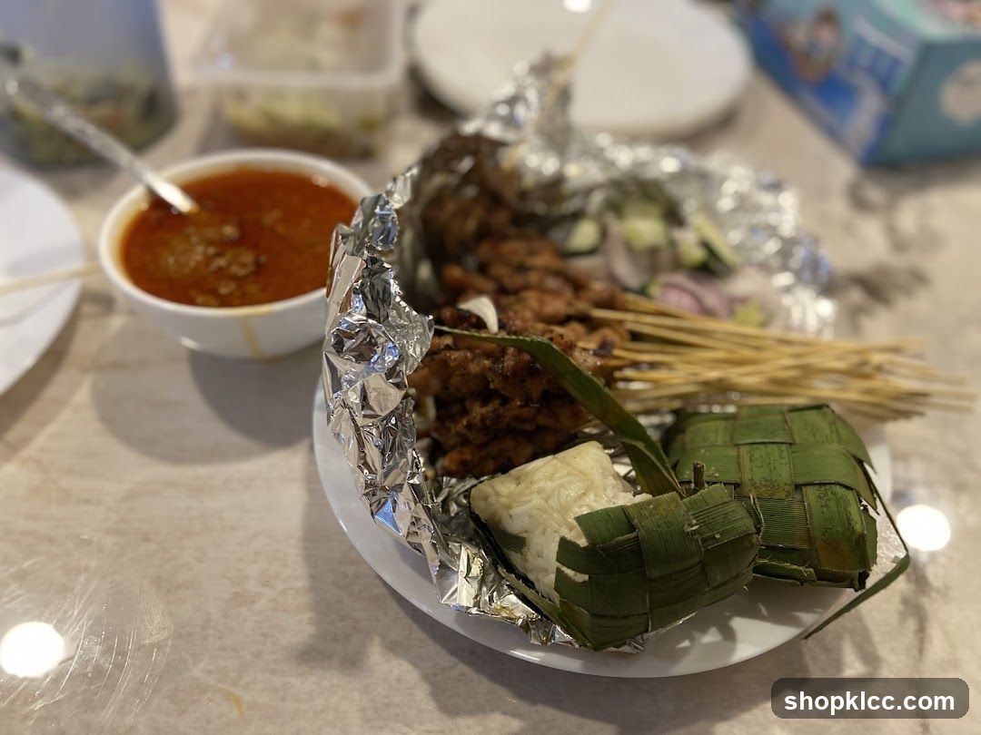 Satay with Peanut Sauce and Rice Cakes
