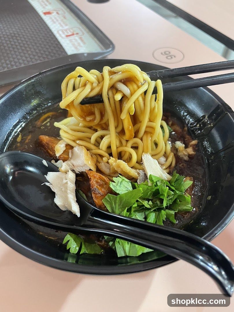 Noodles with Meat and Greens