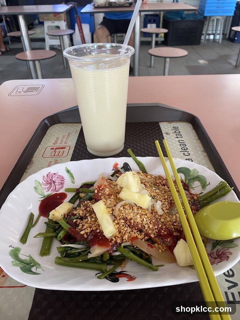Water Spinach Salad with Drink