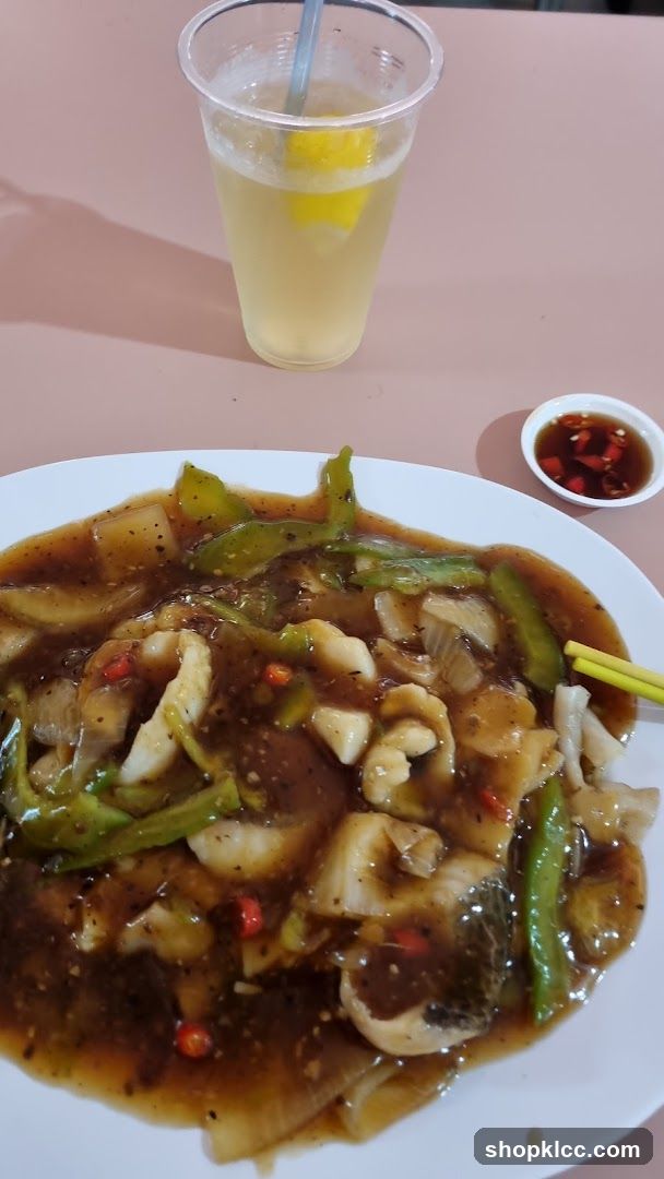 Stir-fried dish with drink