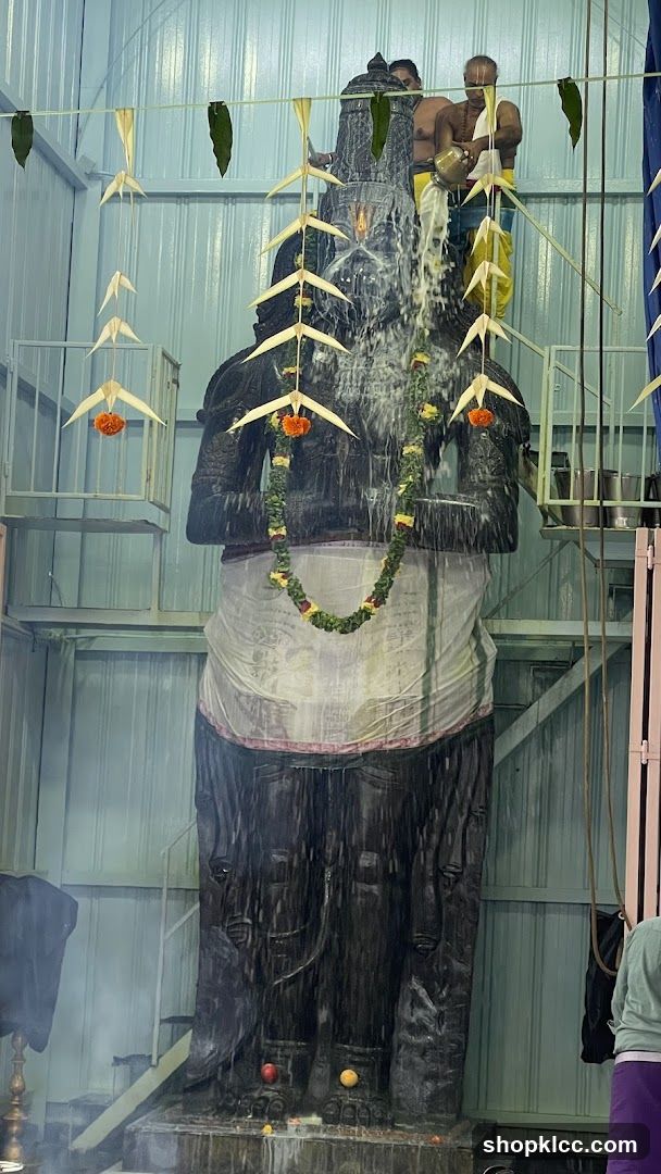 Hajjah Sapiah Muslim Stall