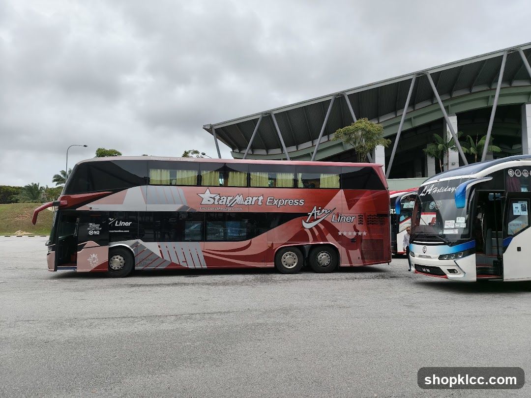 StarMart Express Bus