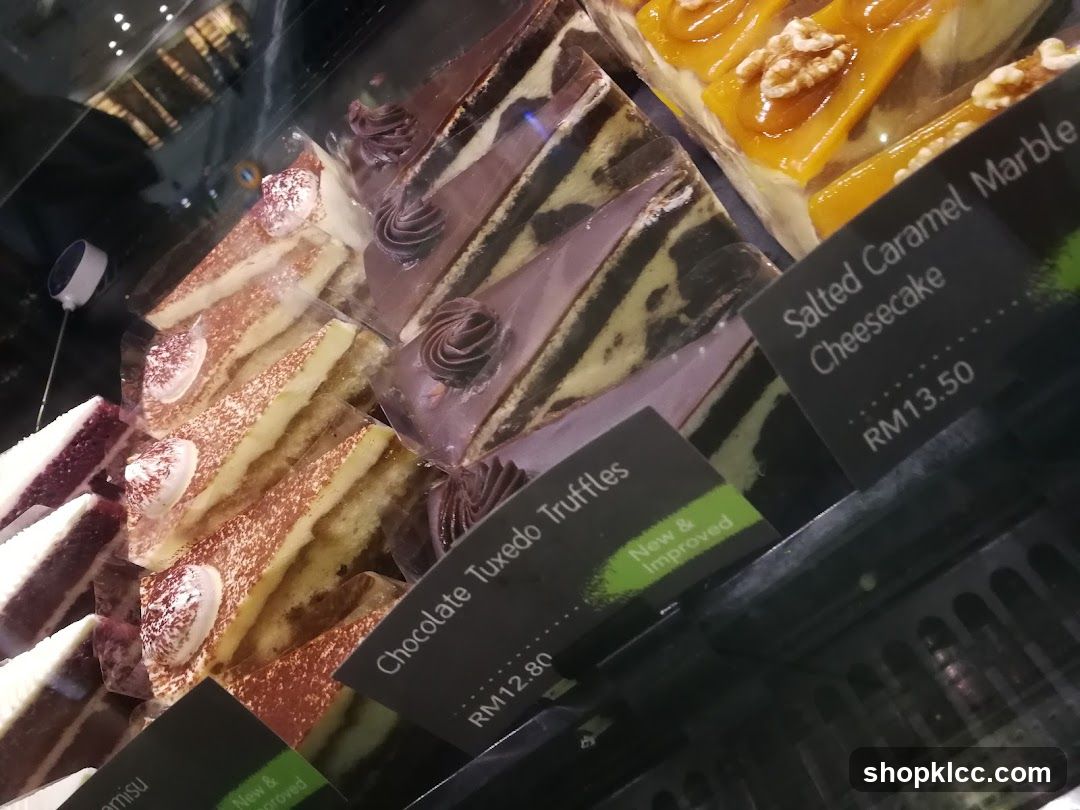 Cake display case