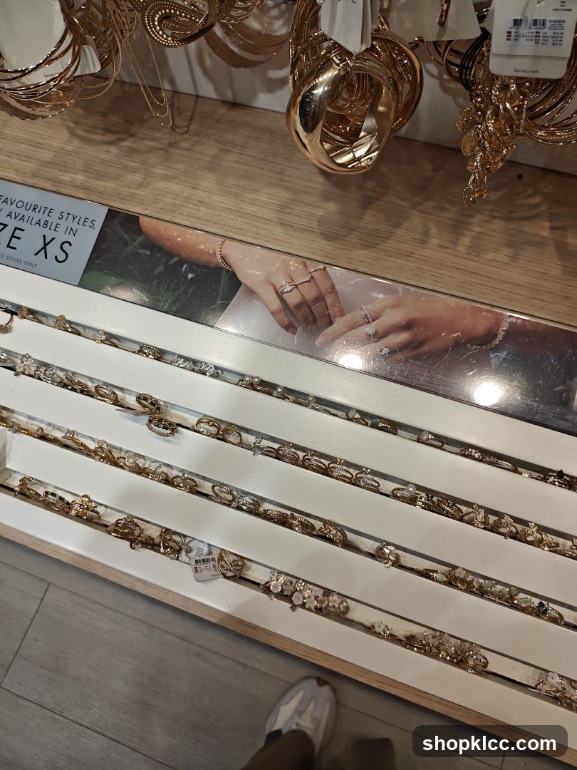 Jewelry Display Shelf