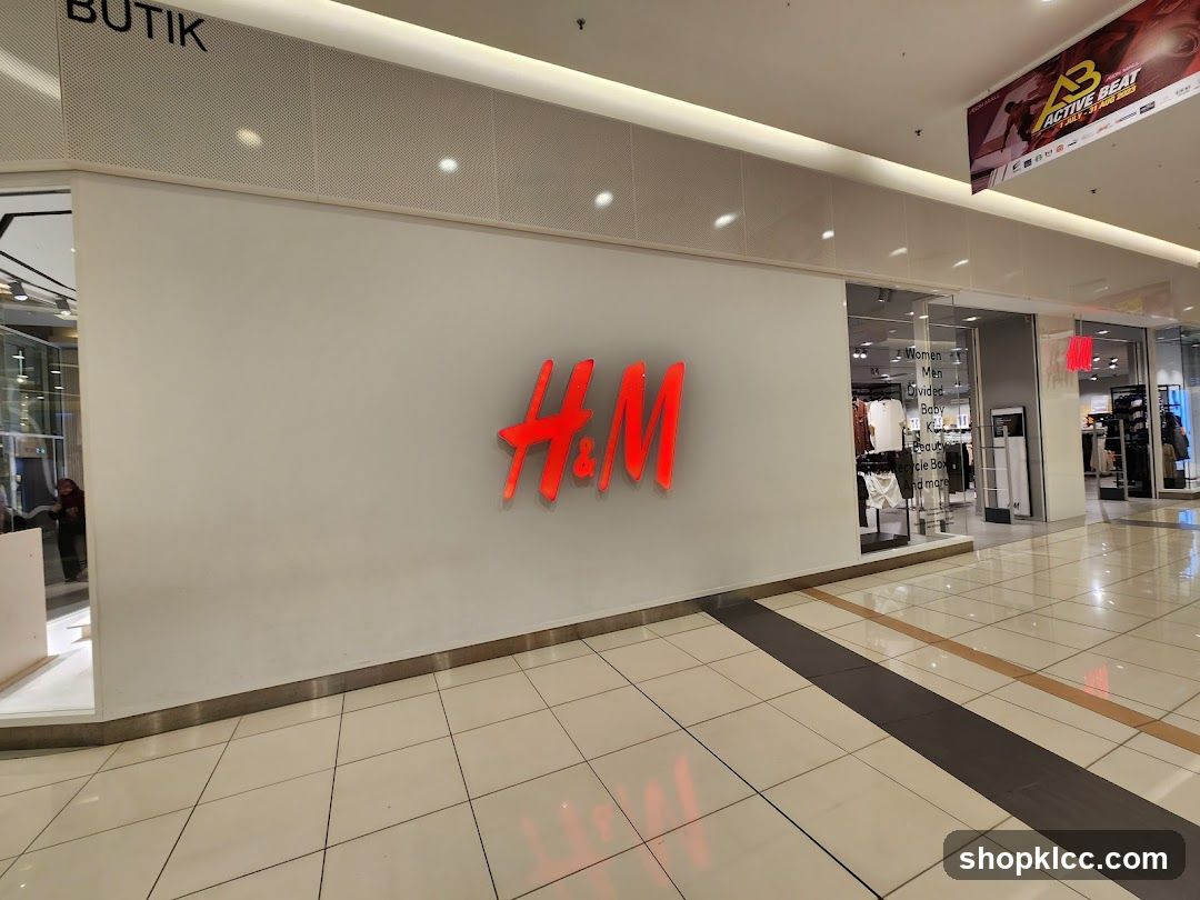 H&M Storefront