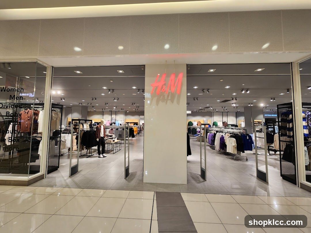 H&M Store Entrance