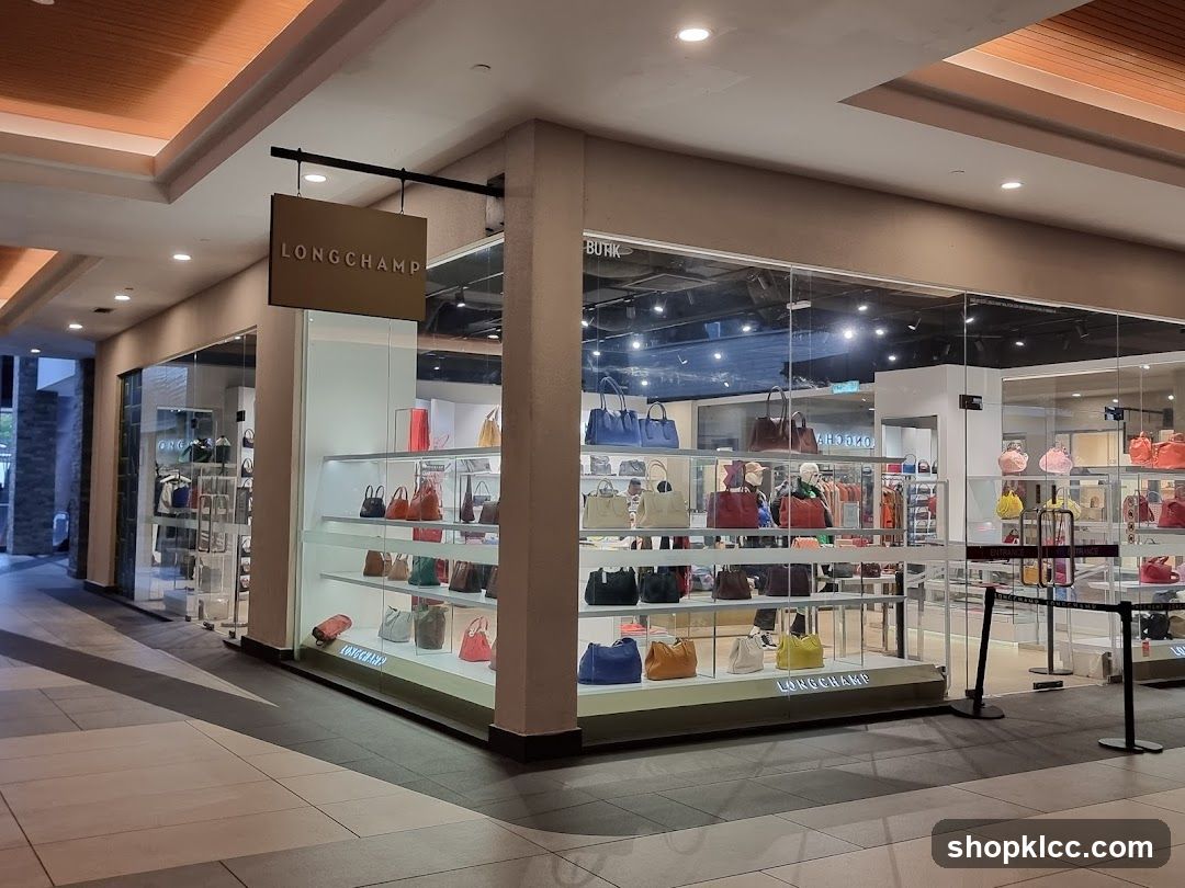 Longchamp Storefront Interior