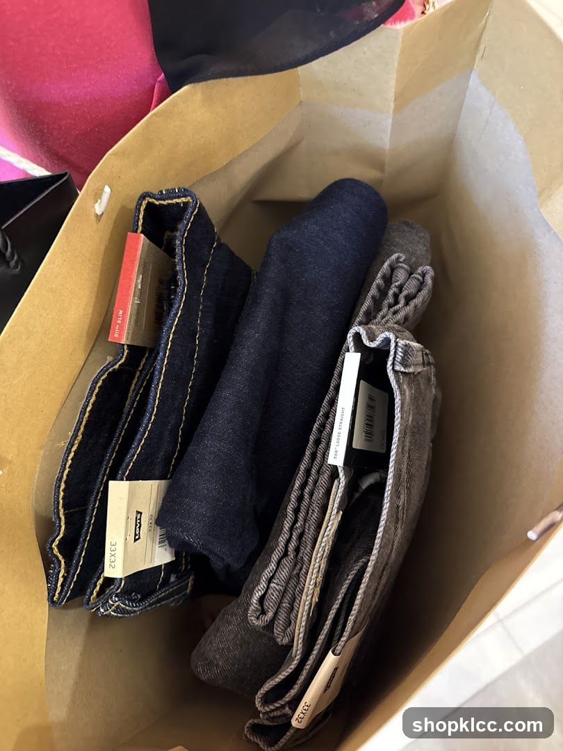 Shopping Bag with Jeans