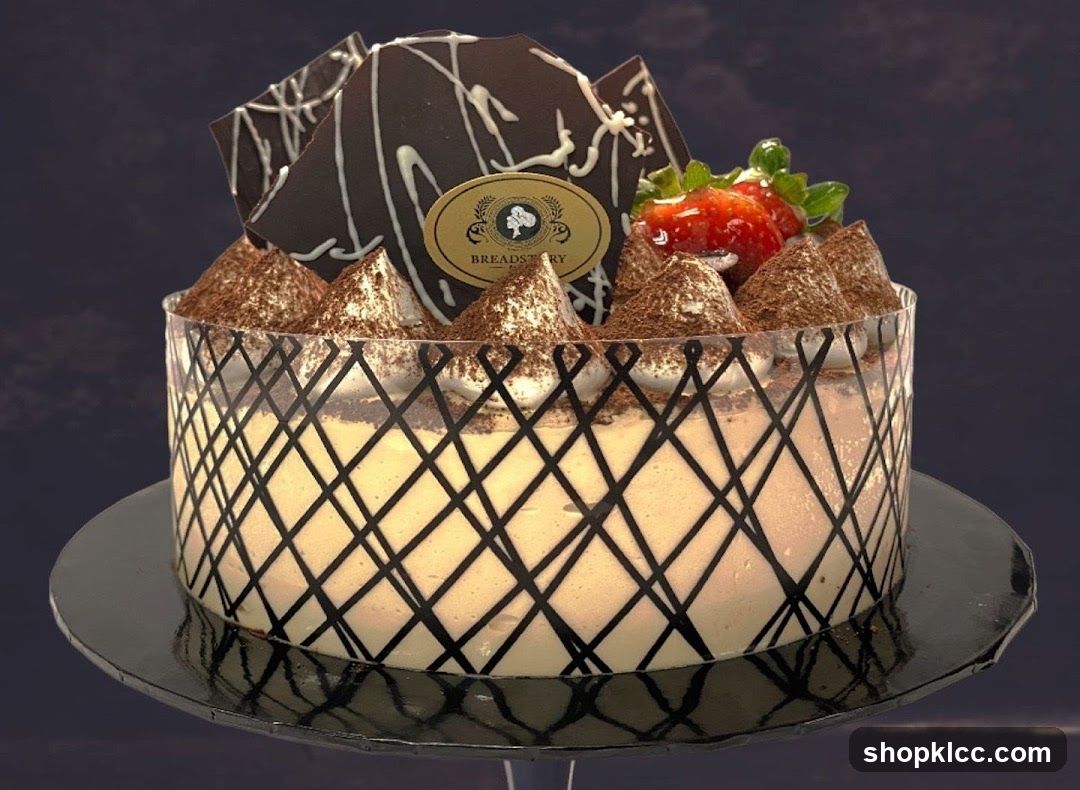 Tiramisu Cake