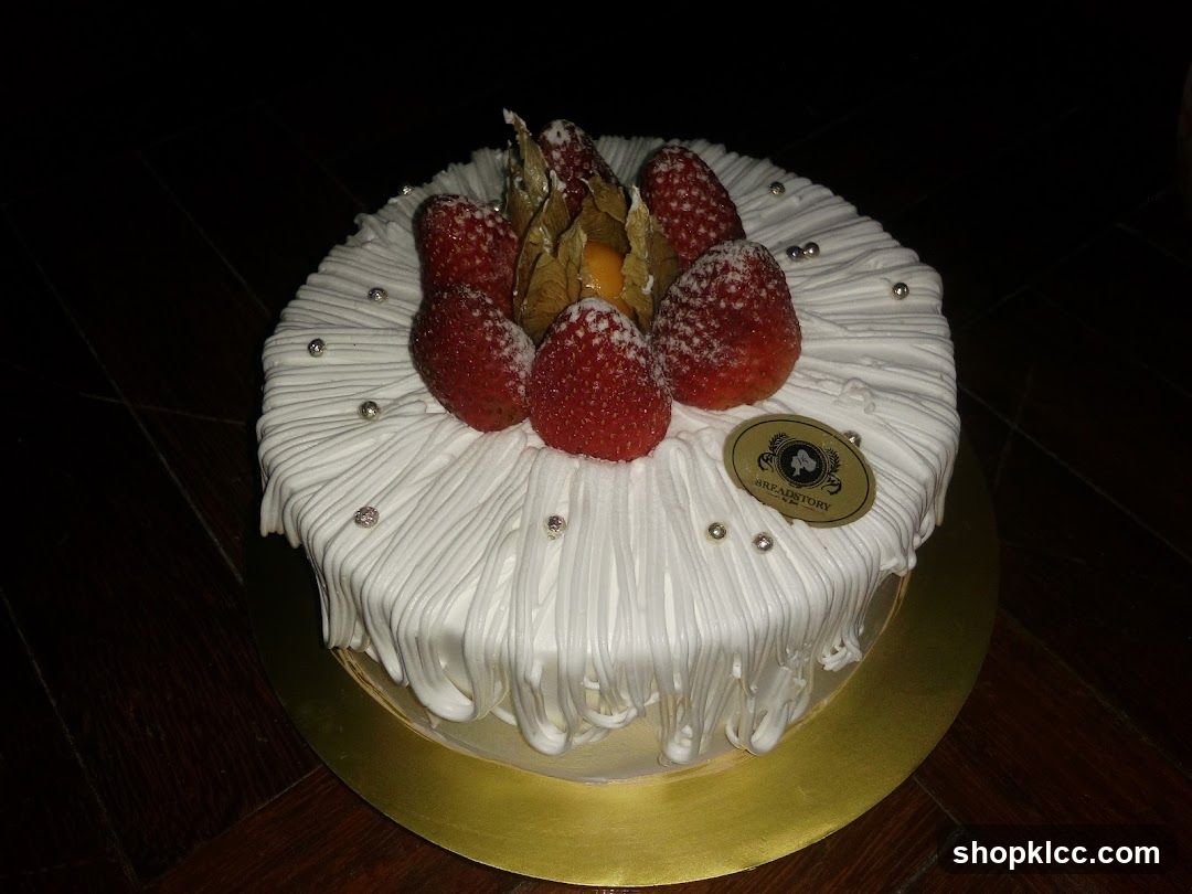 Strawberry Cake