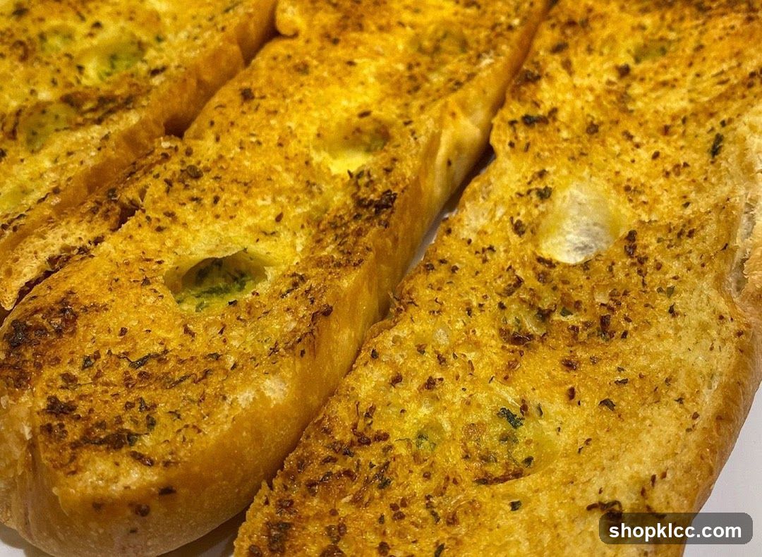Garlic Bread Slices
