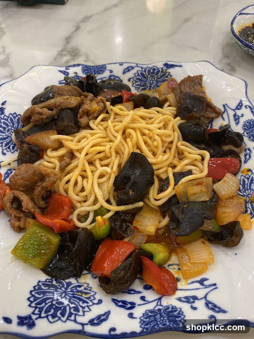 Noodles with Beef and Vegetables