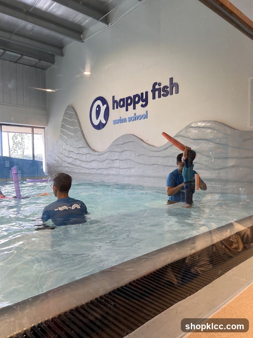 Happy Fish Swim School