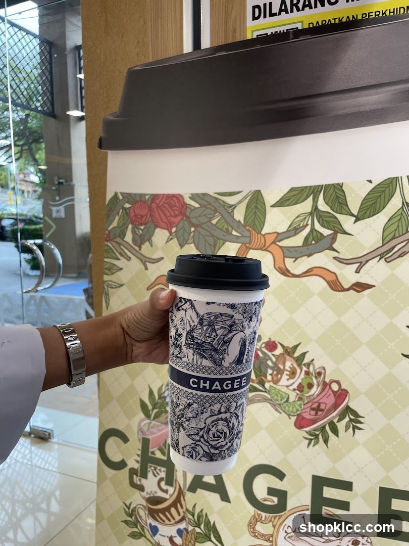 Chagee branded cup and background