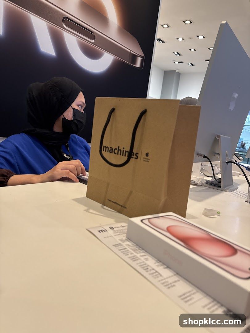 Apple Store Interior