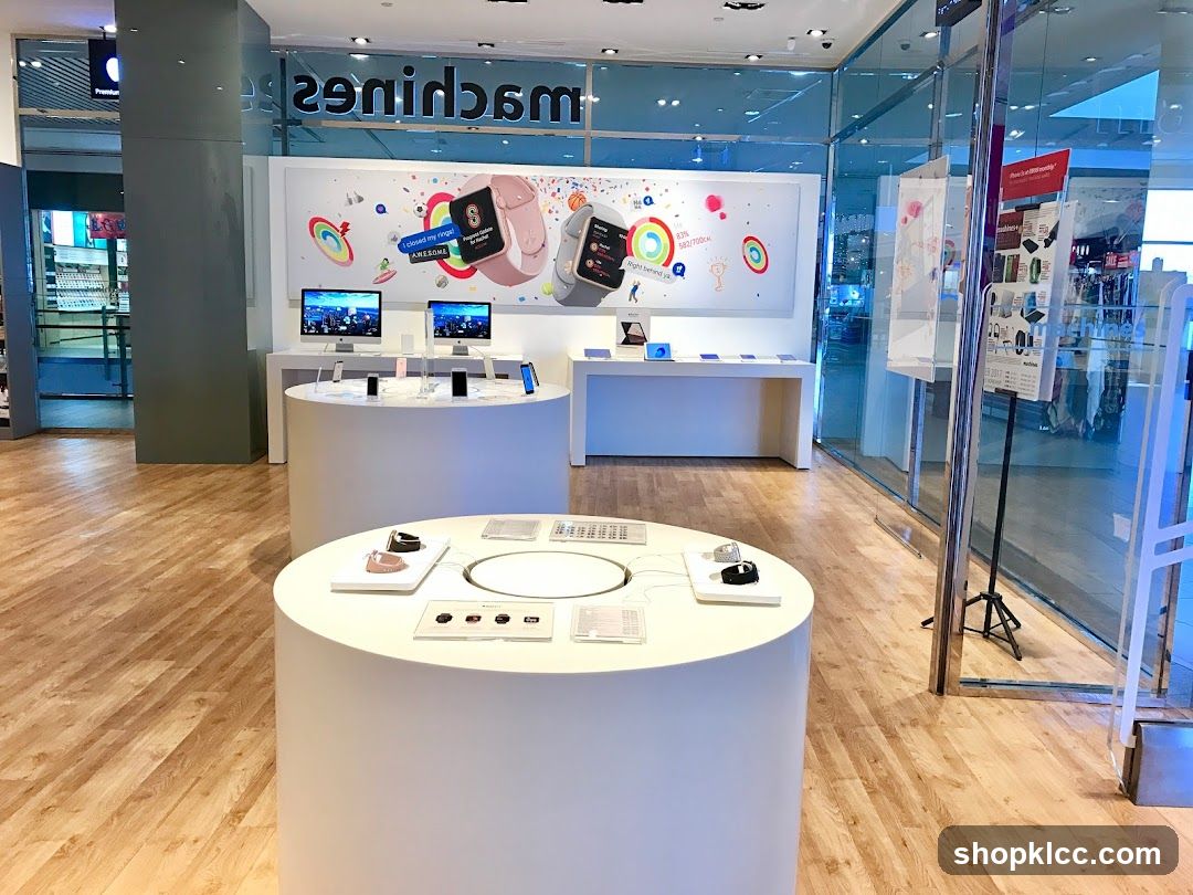 Apple Store Interior