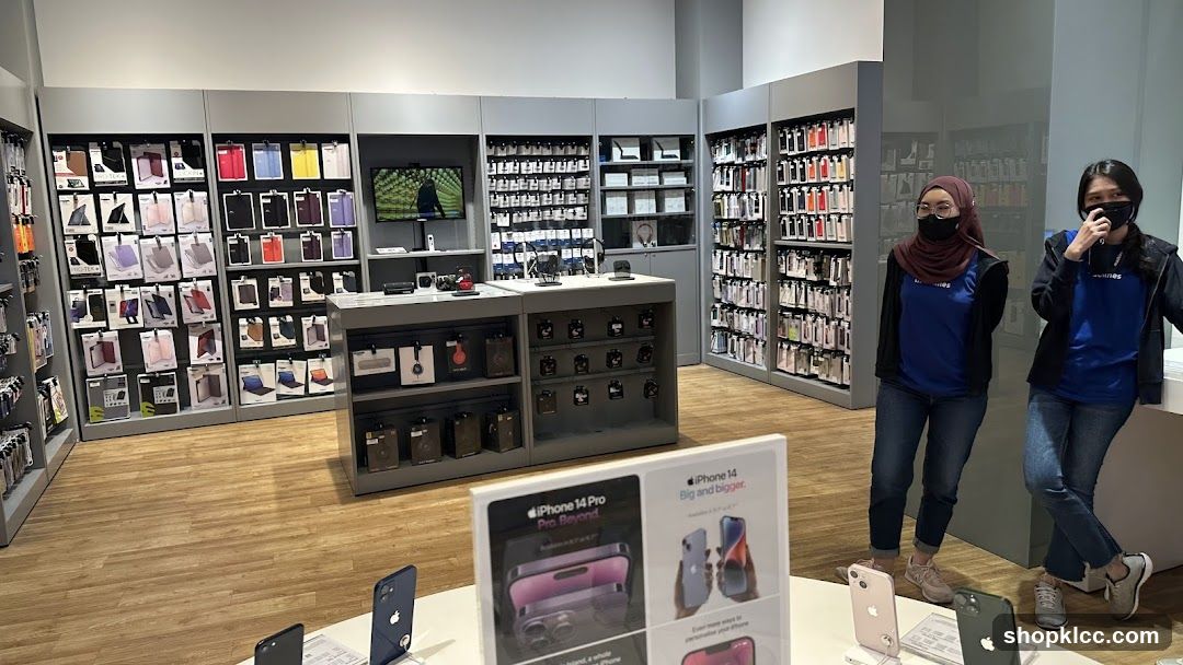 Tech Store Display