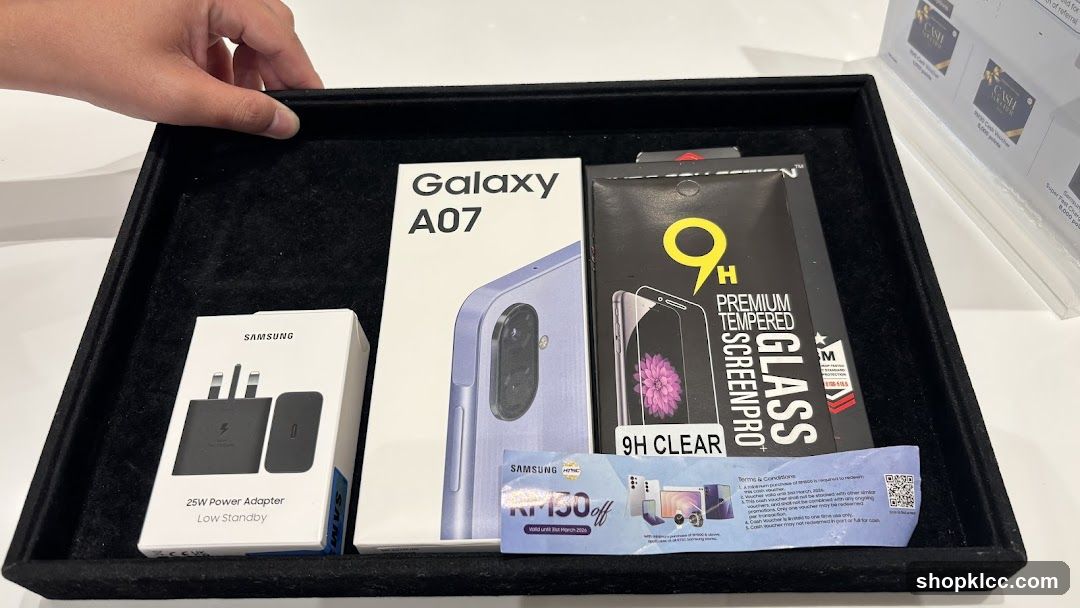 Samsung Products Display