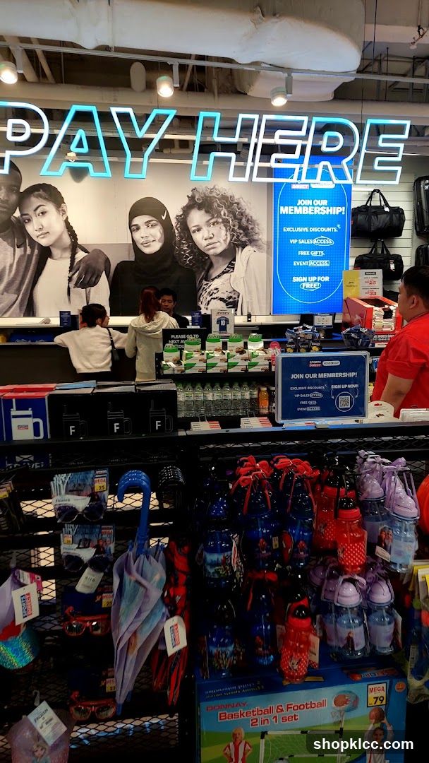 Sports Store Checkout