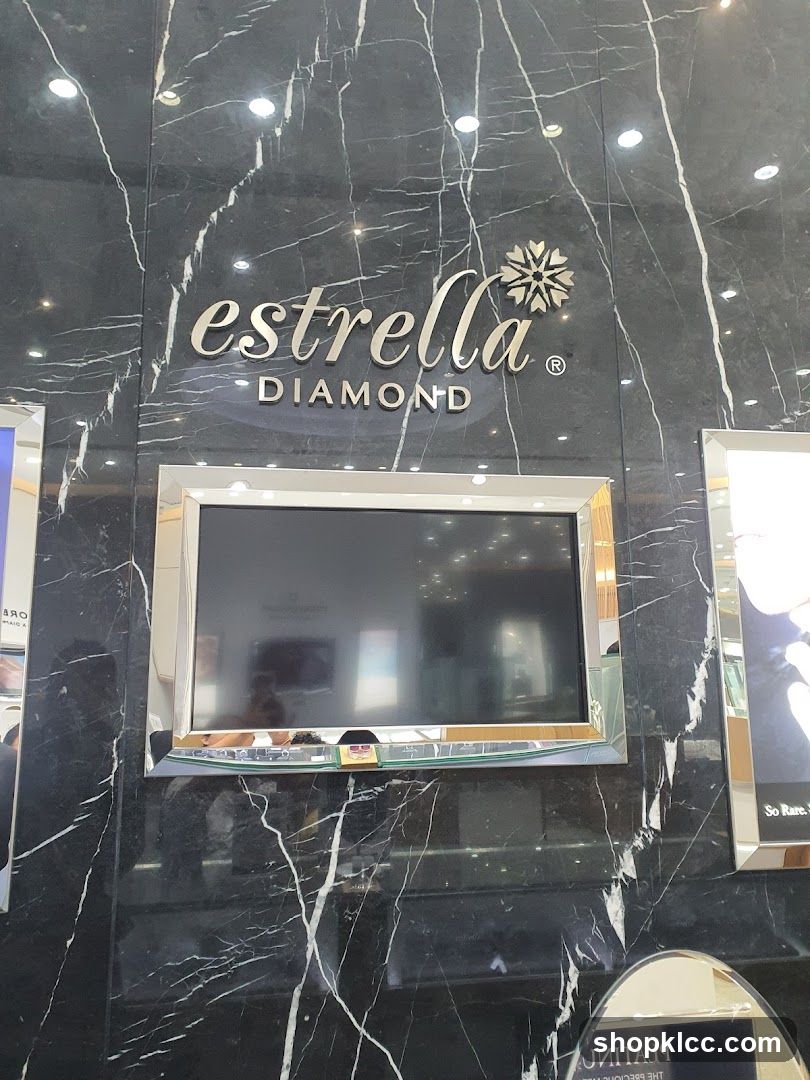 Estrella Diamond Store Display