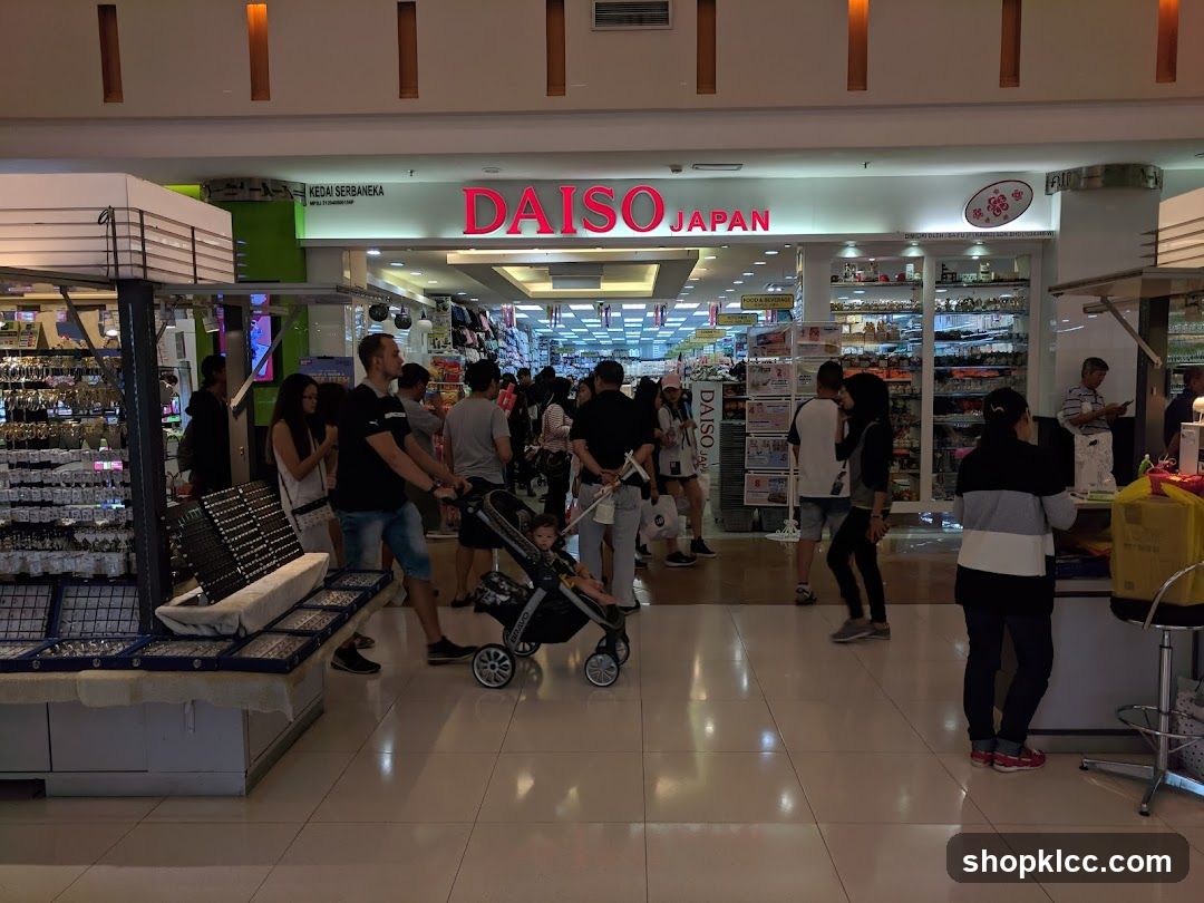 DAISO