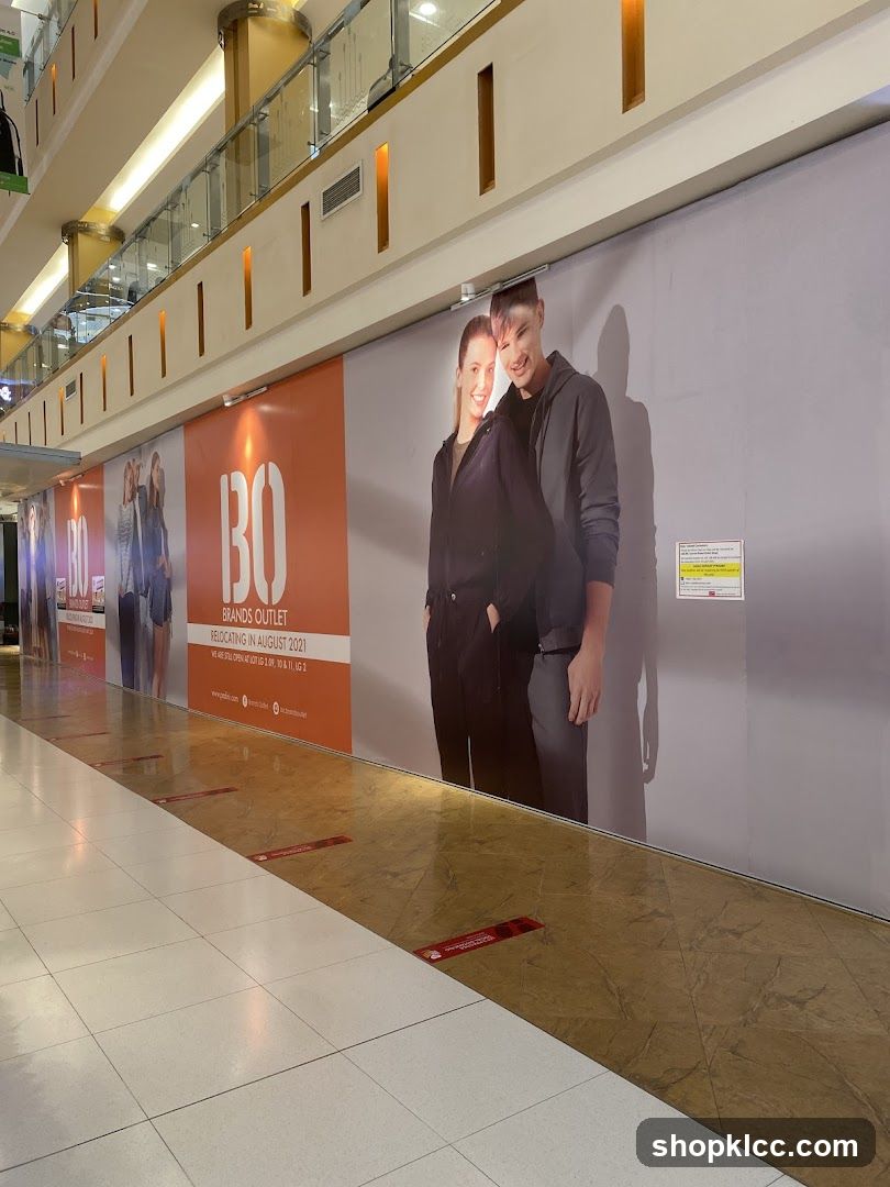 Brands Outlet Relocation Advertisement