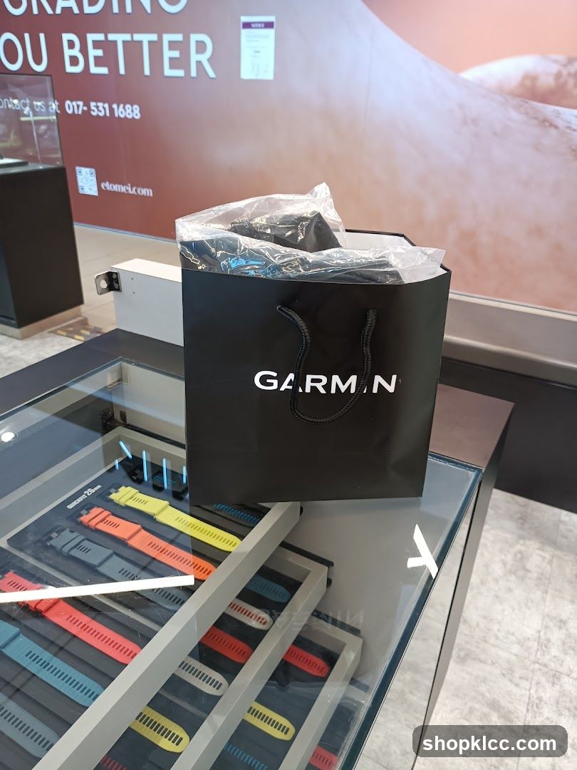 Garmin Shopping Bag and Watch Straps