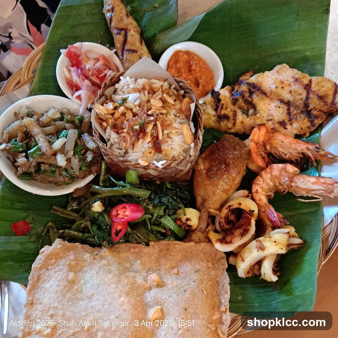 Nasi Tumpang Platter