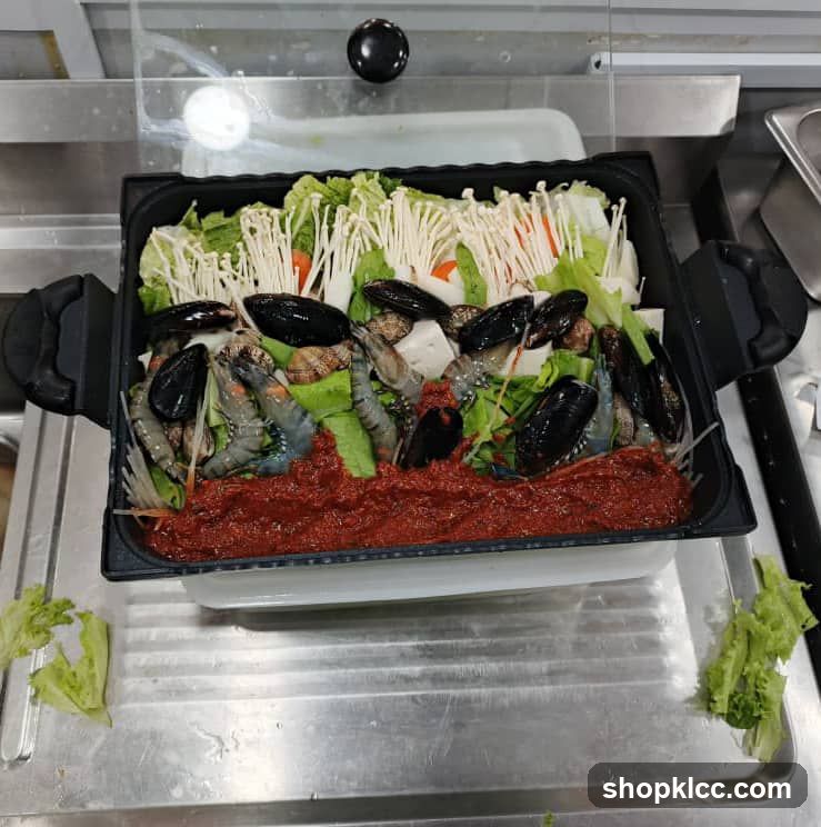 Seafood and Vegetable Hot Pot