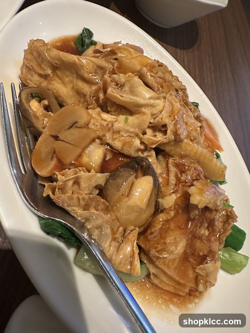 Braised Tofu Skin with Mushrooms