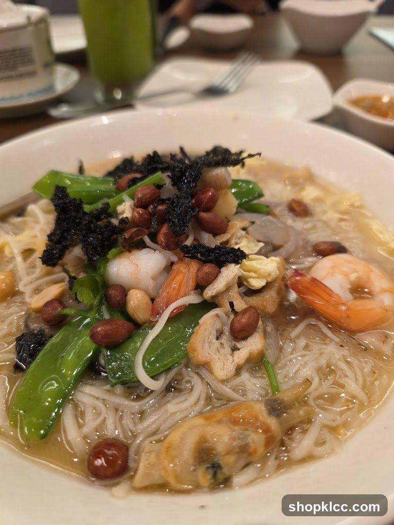 Noodle Soup with Shrimp and Vegetables