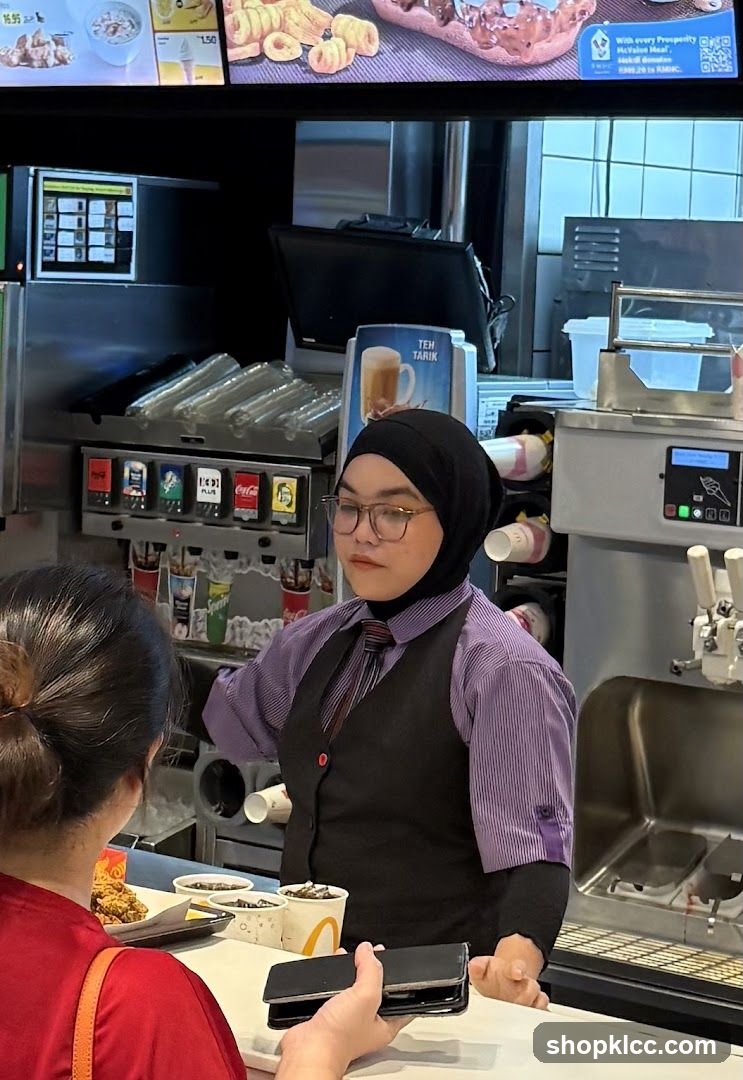 Fast Food Counter
