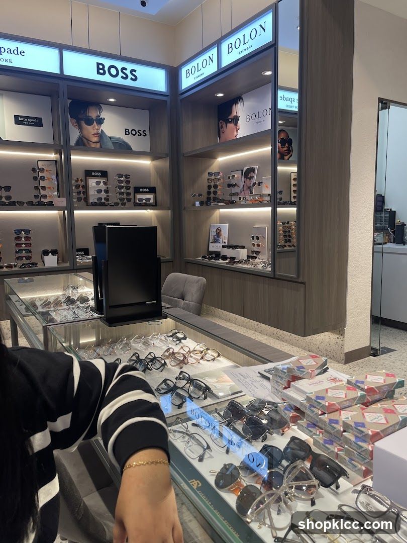 Eyewear Store Display