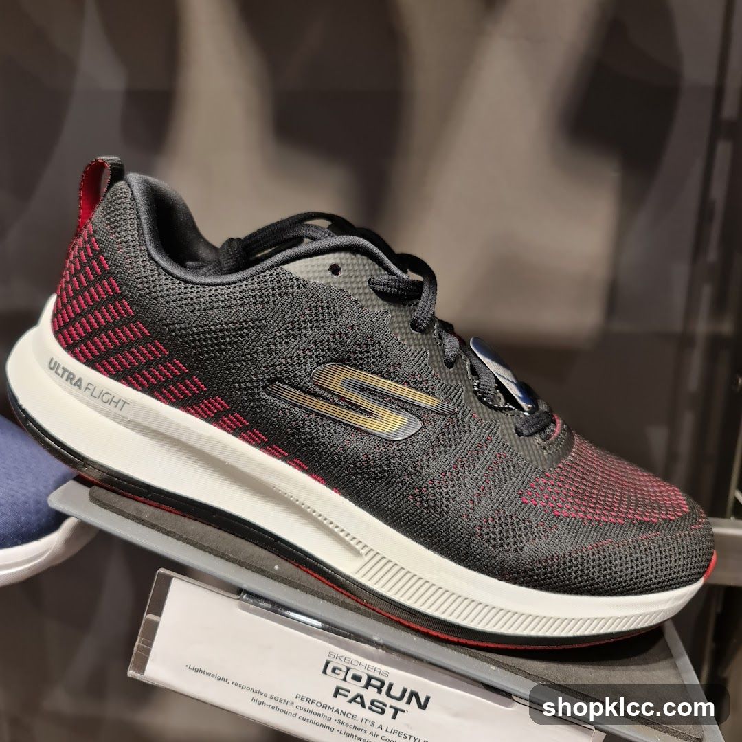 Skechers Go Run Fast Shoe