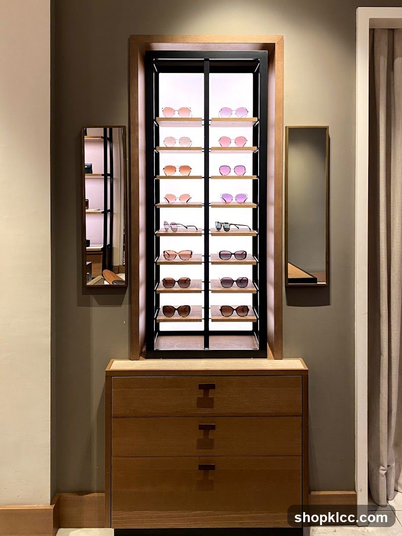 Eyewear Display
