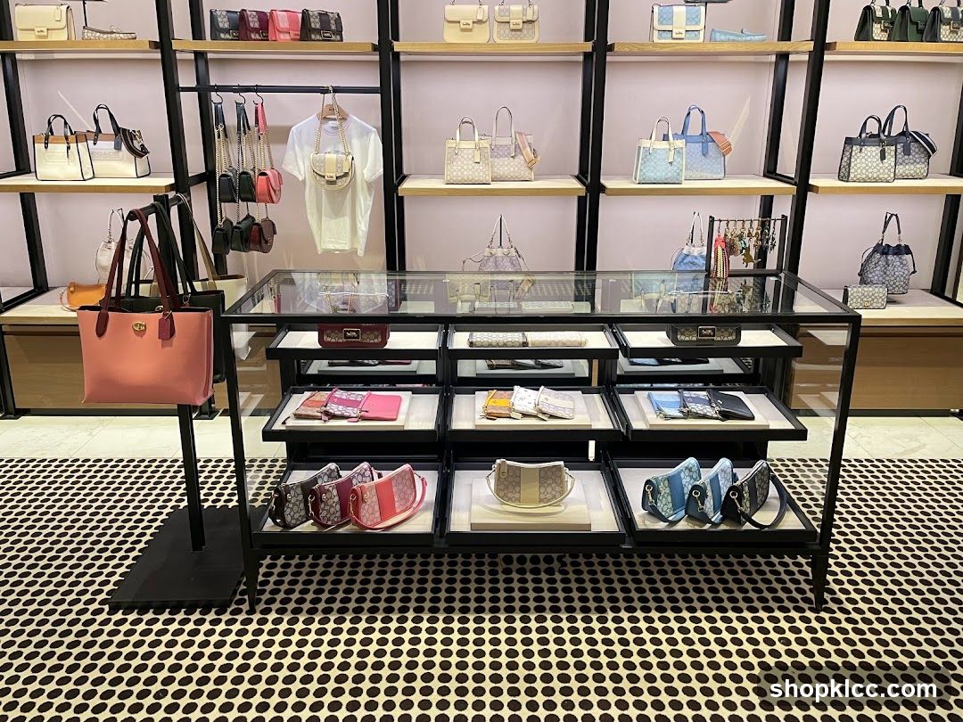 Coach Store Display