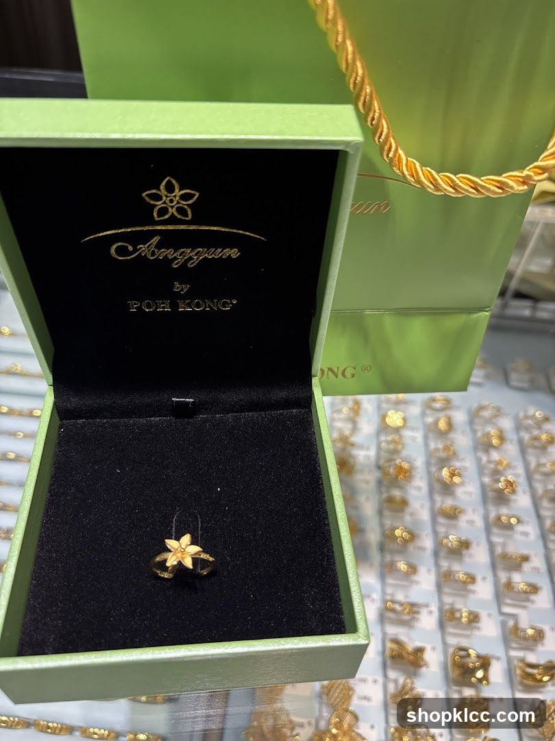 Gold Ring in Presentation Box