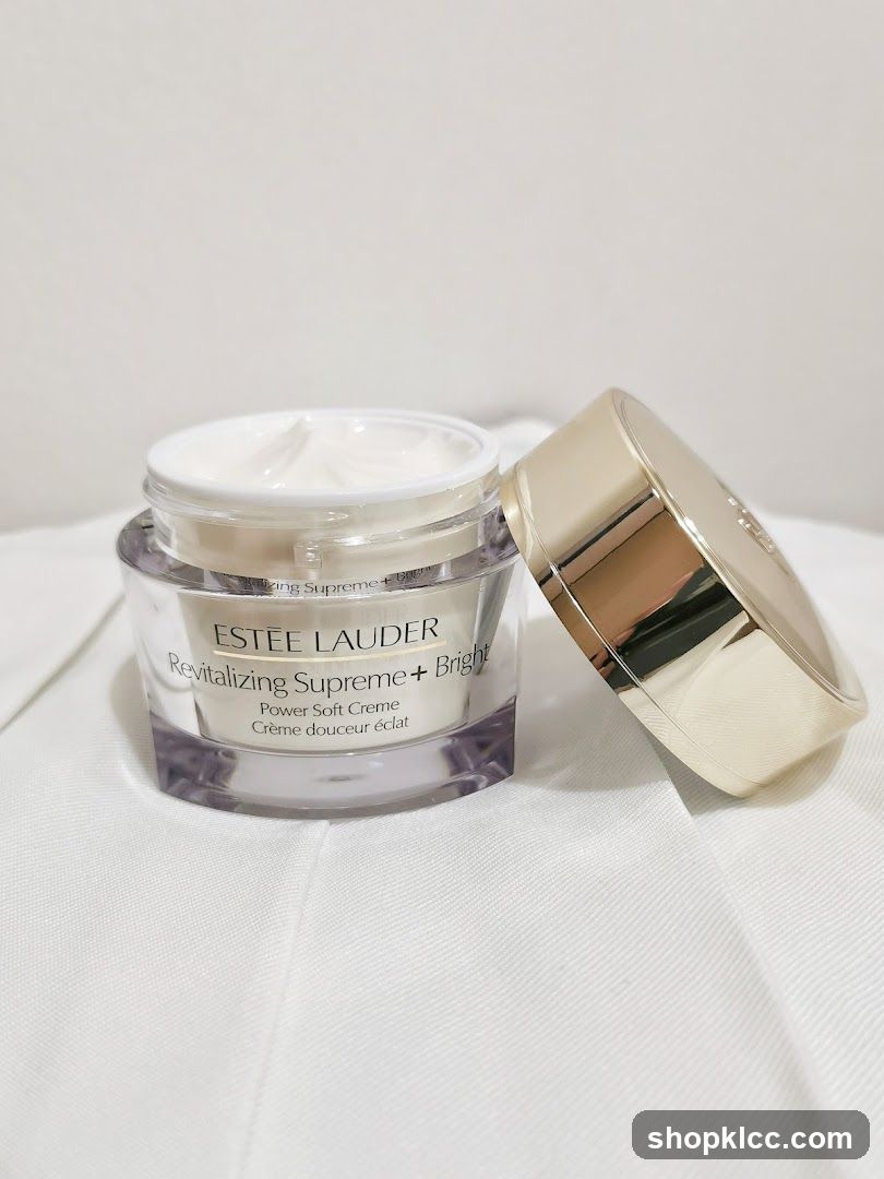 Estee Lauder Revitalizing Supreme + Bright Power Soft Creme