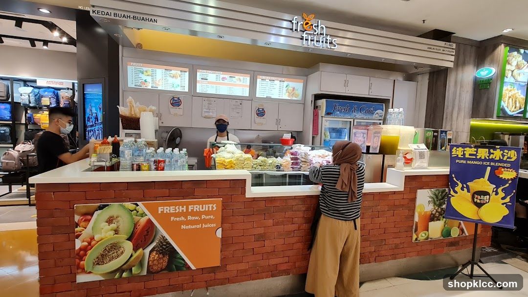 Fresh Fruits Juice Stand