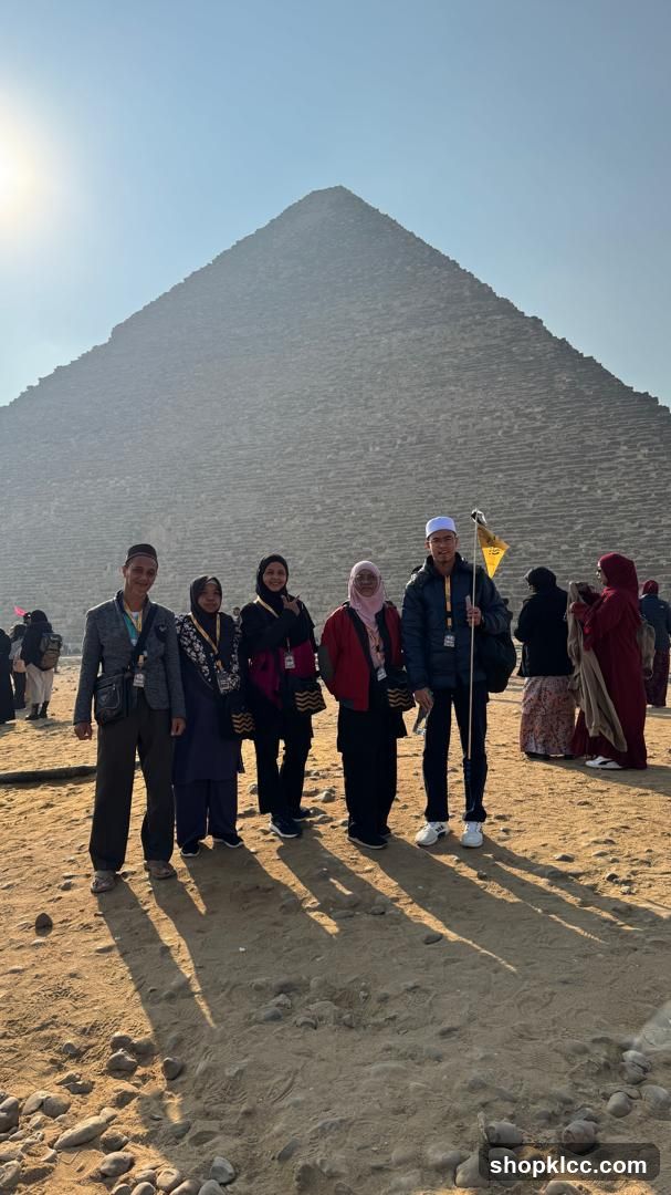 Tourists at the Pyramids
