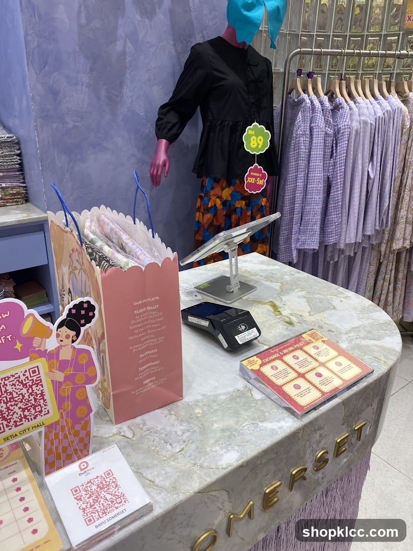 Retail Store Counter Display