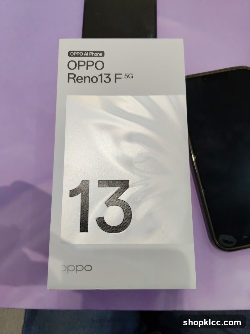 OPPO Reno13 F 5G Box